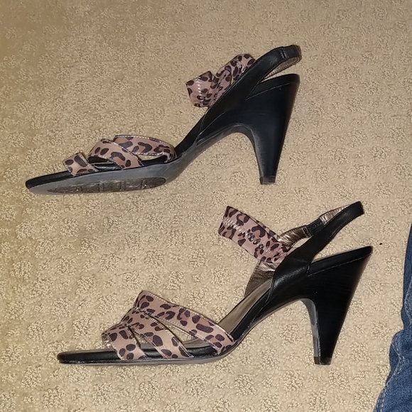 Leopard heels - Picture 2 of 3